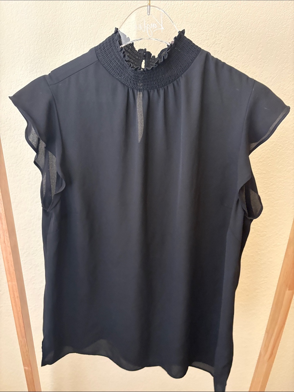 Vince Camuto Black Ruffled Mock-Neck Sleeveless Blouse